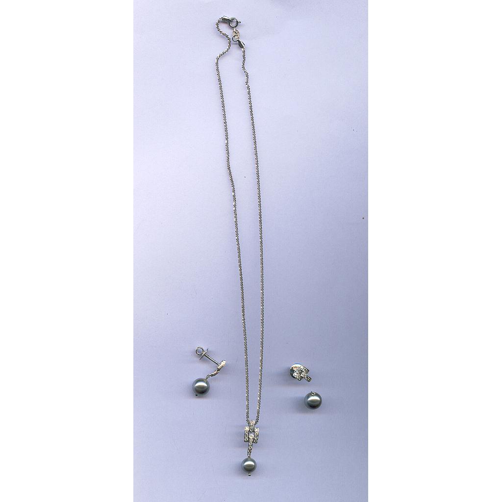 DIAMOND FULL SET PENDENT ANTIQUE