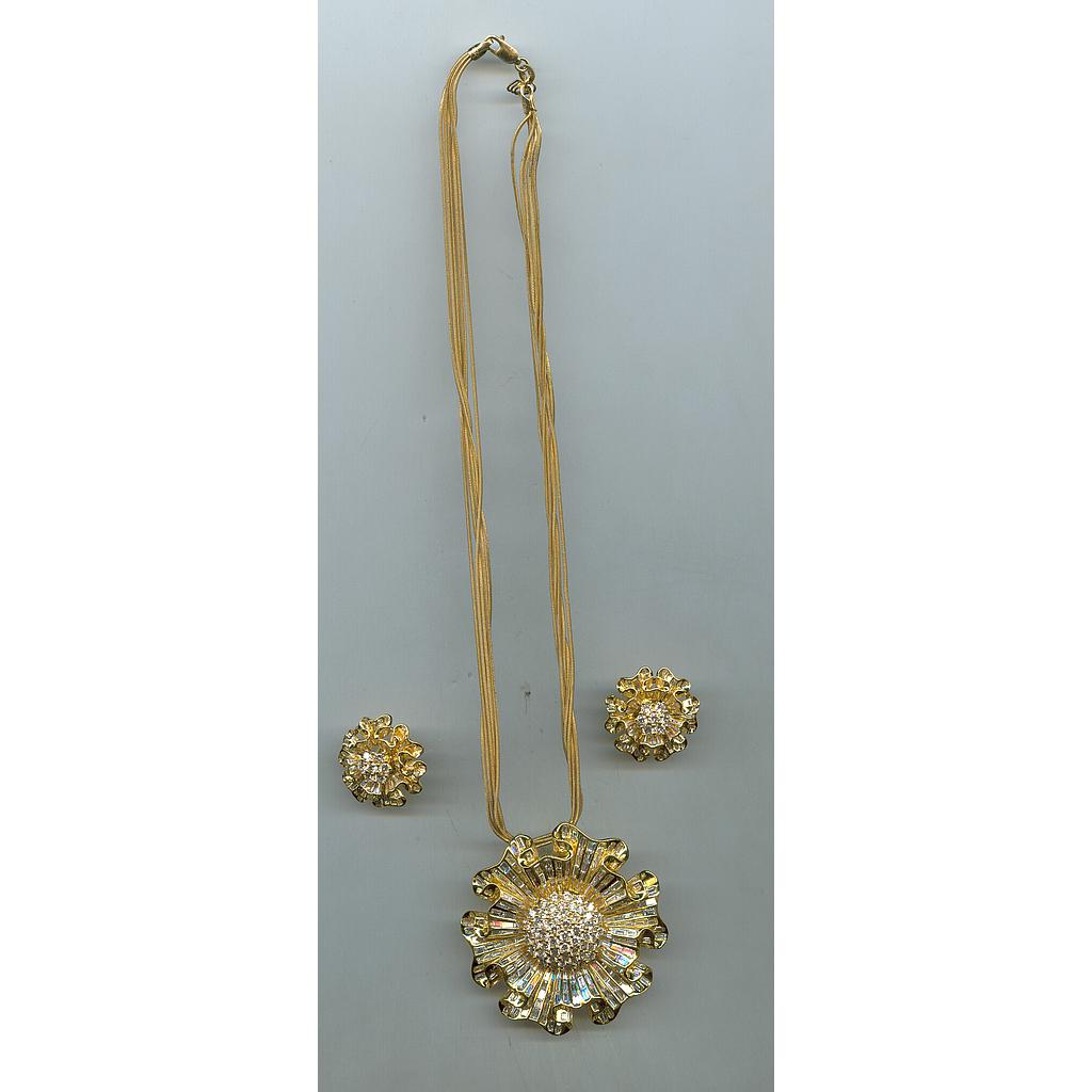 DIAMOND FULL SET PENDENT EXCLUSIVE