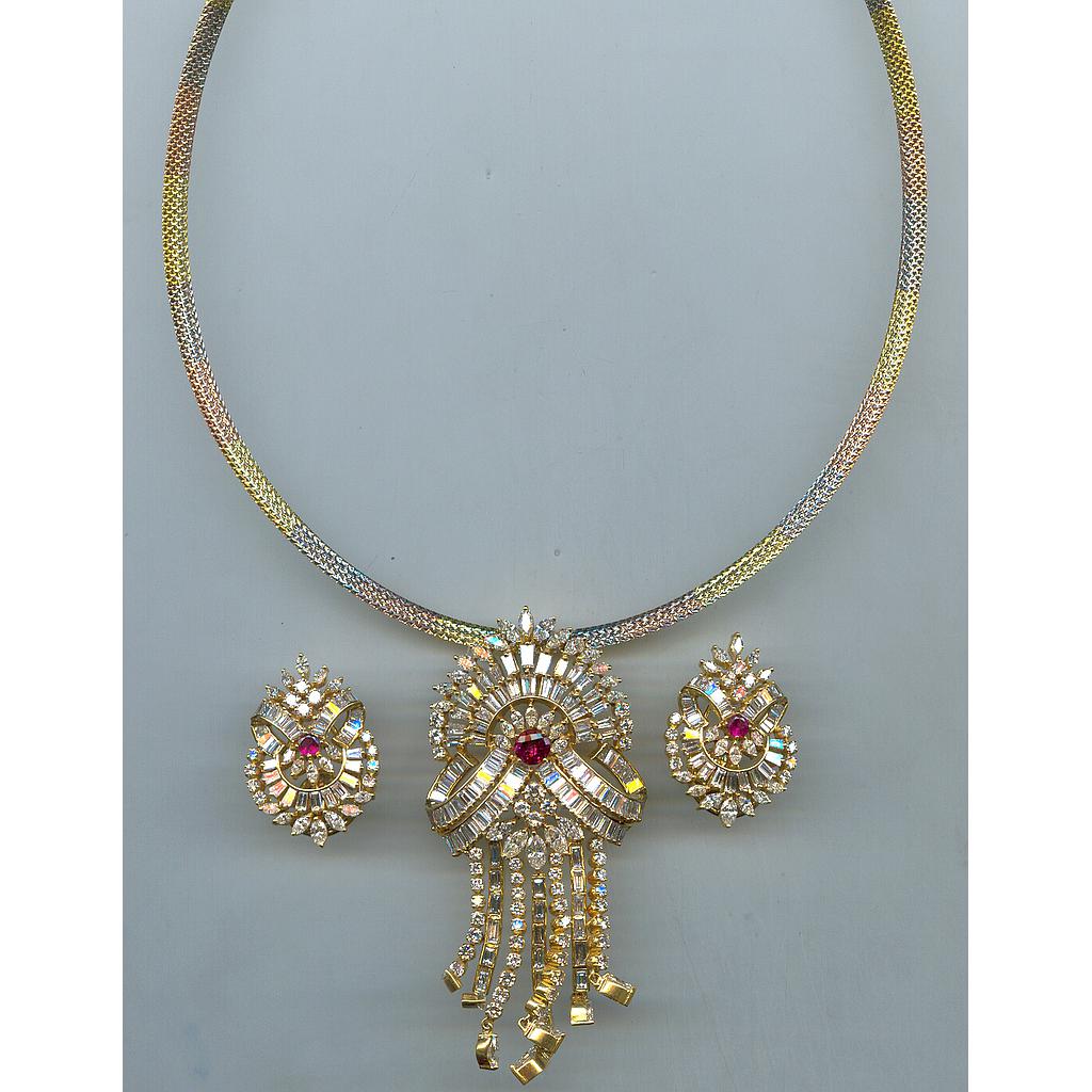DIAMOND FULL SET PENDENT EXCLUSIVE