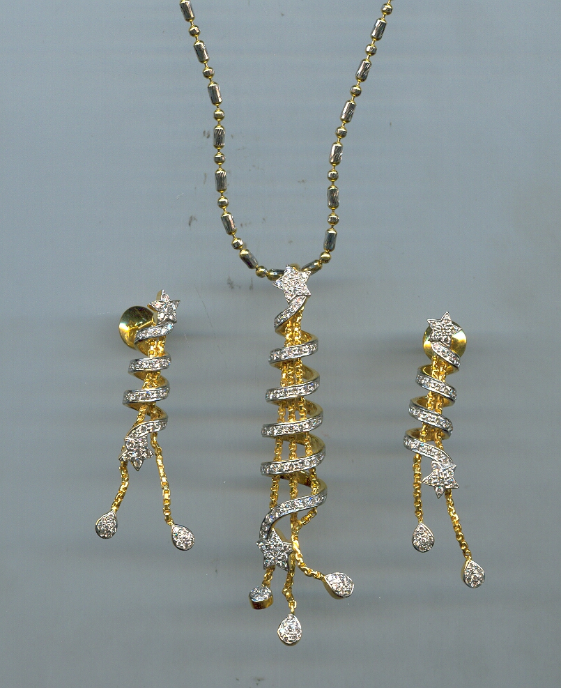 DIAMOND FULL SET PENDENT EXCLUSIVE