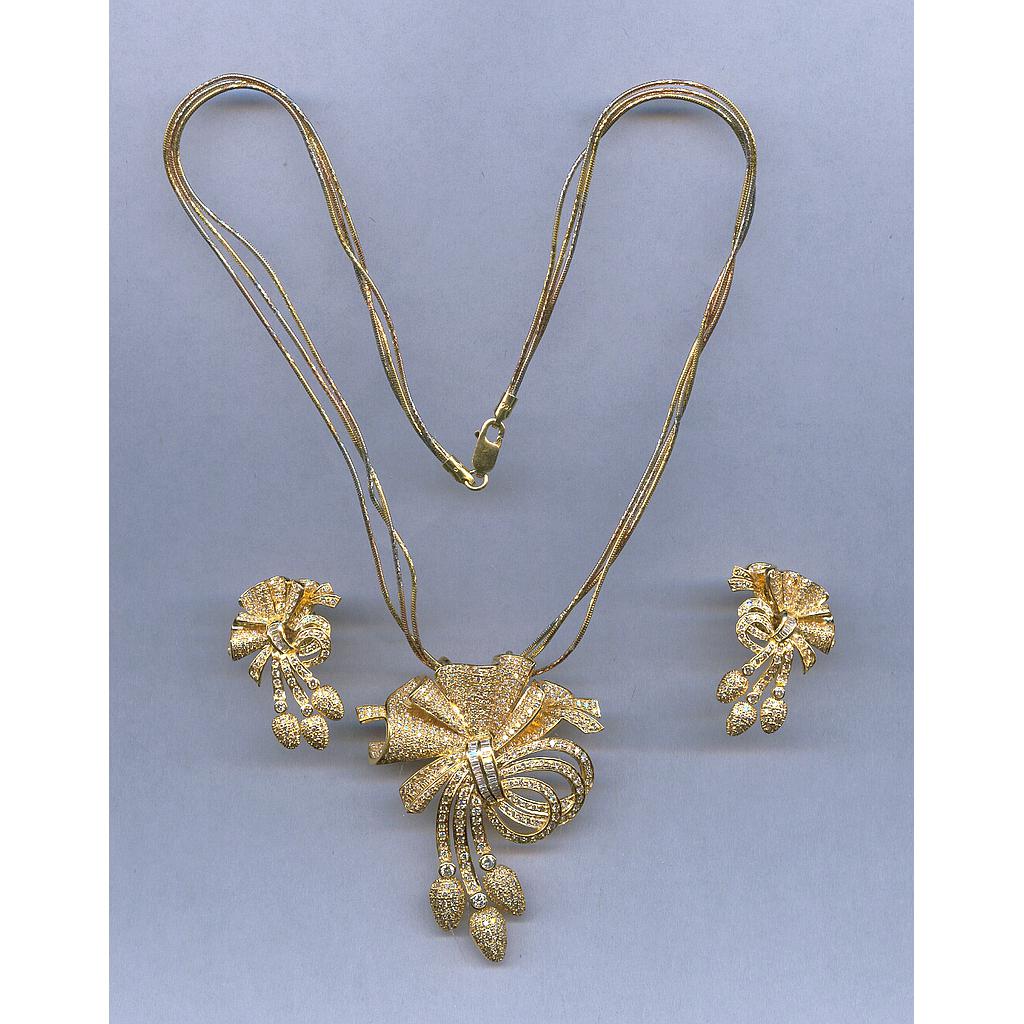 DIAMOND FULL SET PENDENT EXCLUSIVE