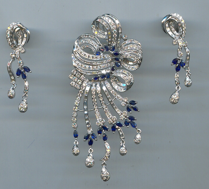 DIAMOND FULL SET PENDENT EXCLUSIVE