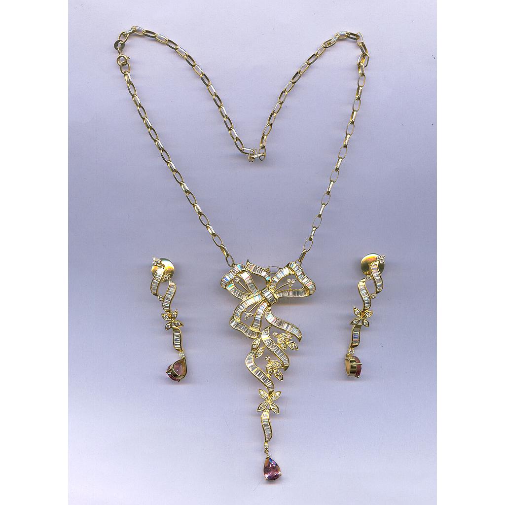 DIAMOND FULL SET PENDENT FANCY