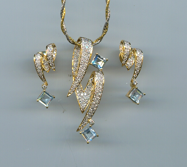 DIAMOND FULL SET PENDENT FANCY