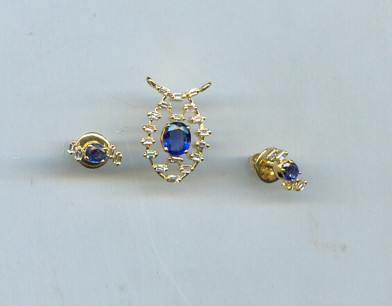 DIAMOND FULL SET PENDENT FANCY
