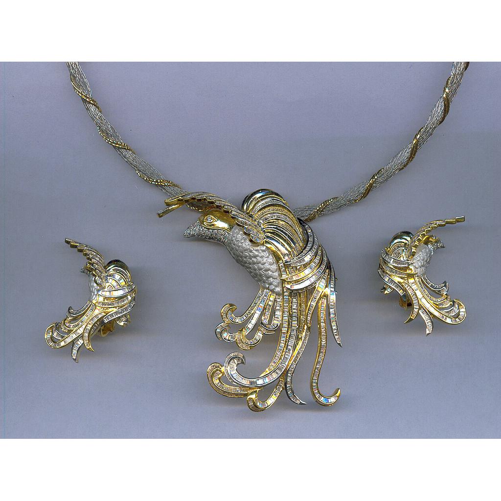 DIAMOND FULL SET PENDENT FANCY