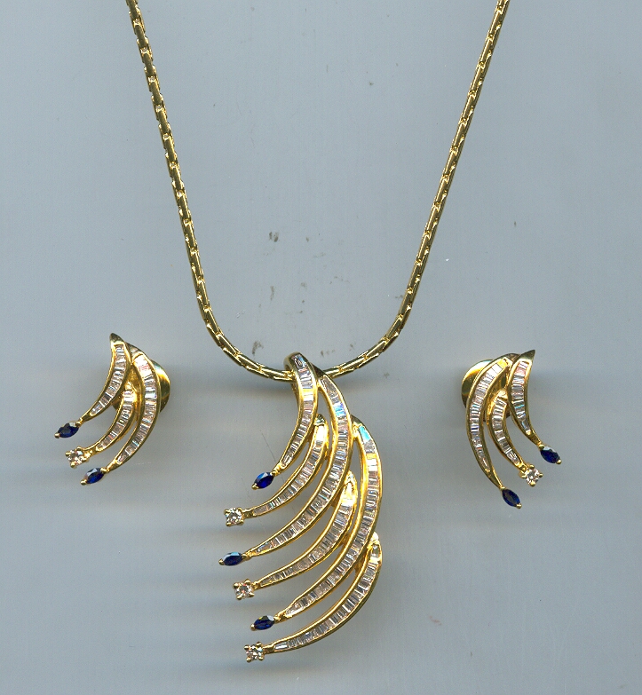 DIAMOND FULL SET PENDENT FANCY