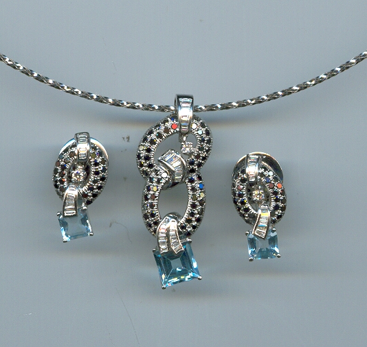 DIAMOND FULL SET PENDENT FANCY
