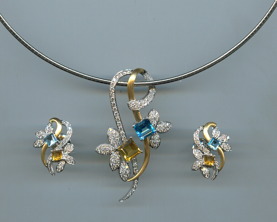 DIAMOND FULL SET PENDENT FANCY