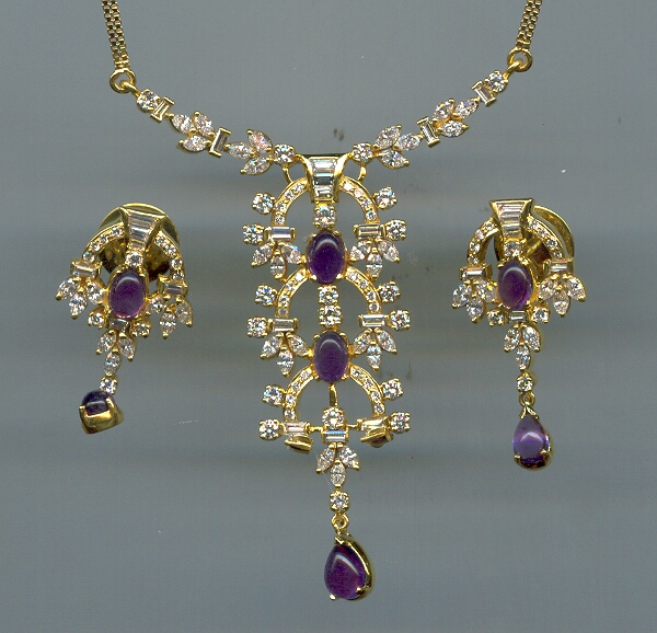 DIAMOND FULL SET PENDENT FANCY