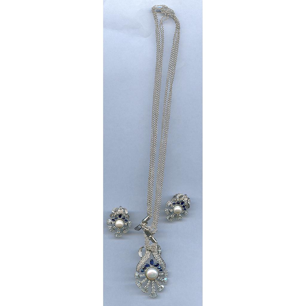 DIAMOND FULL SET PENDENT FANCY