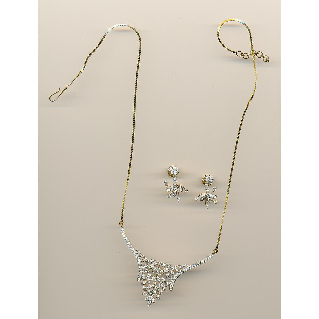 DIAMOND FULL SET PENDENT FANCY