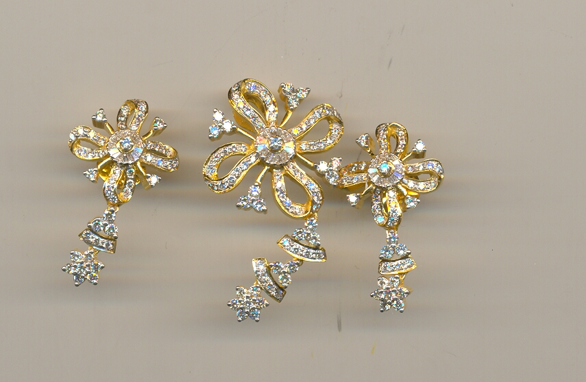 DIAMOND FULL SET PENDENT GENERAL