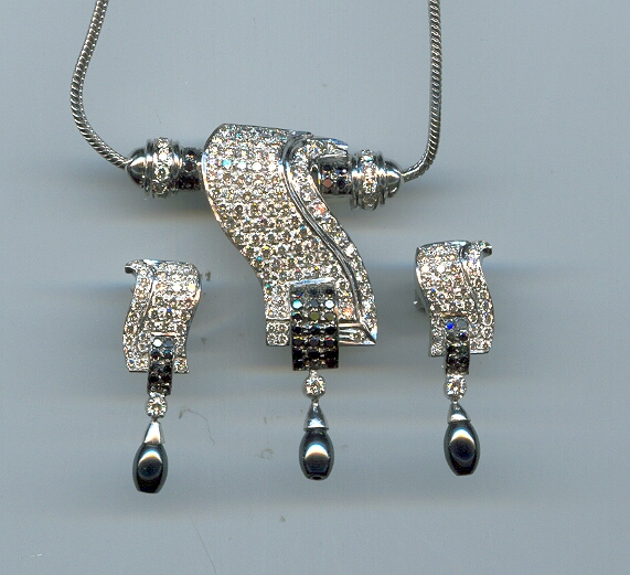 DIAMOND FULL SET PENDENT GENERAL