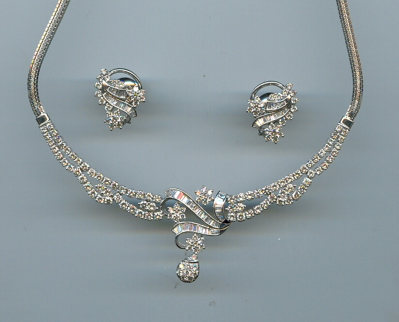 DIAMOND HALF SET LONG ANTIQUE
