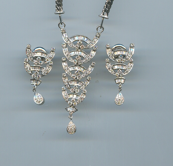 DIAMOND HALF SET LONG ANTIQUE