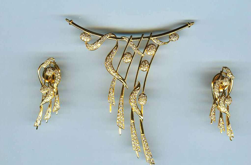 DIAMOND HALF SET LONG DESIGNER
