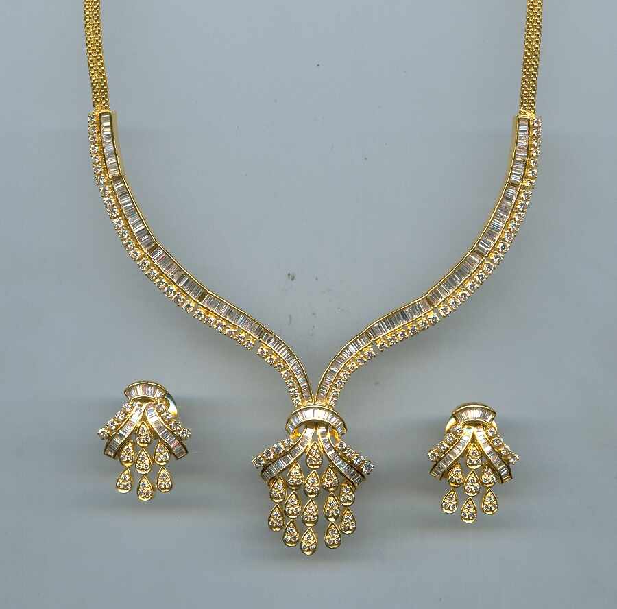 DIAMOND HALF SET LONG DESIGNER
