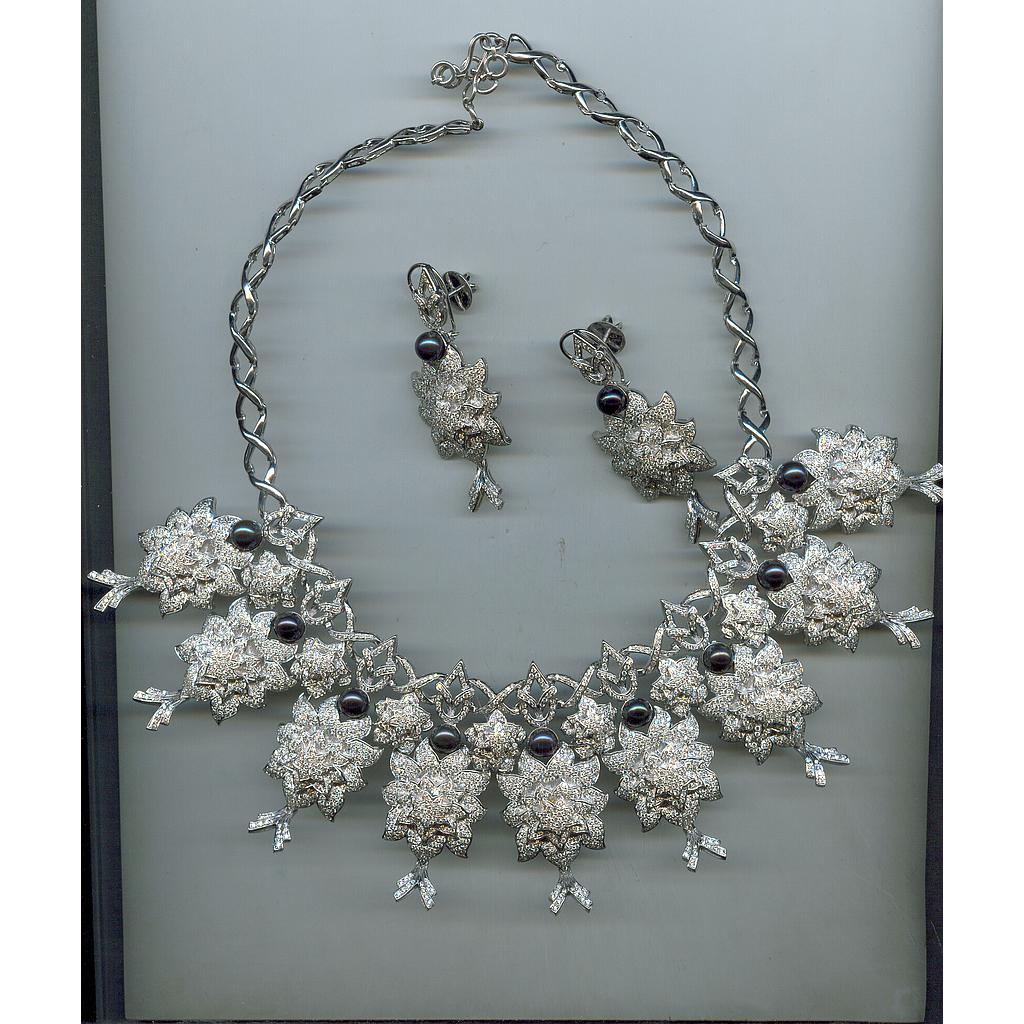 DIAMOND HALF SET LONG DESIGNER