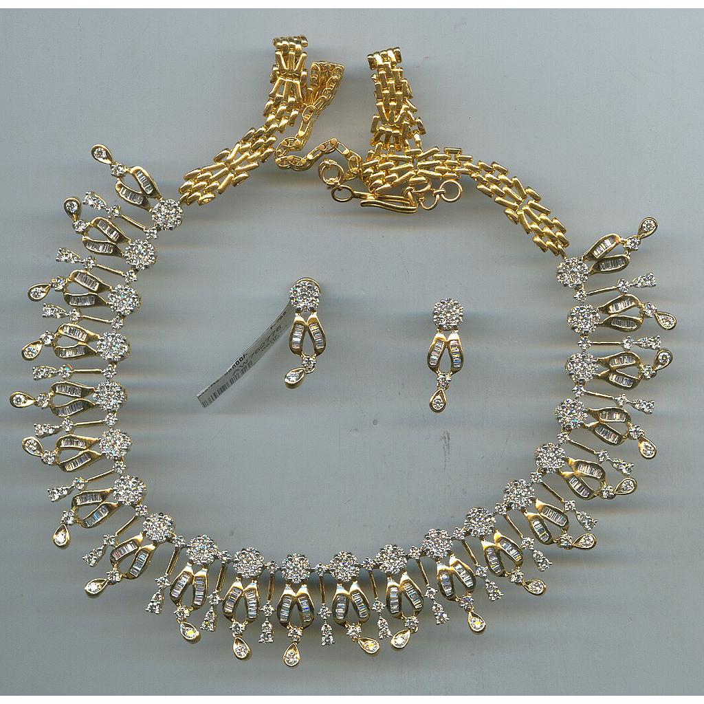 DIAMOND HALF SET LONG FANCY