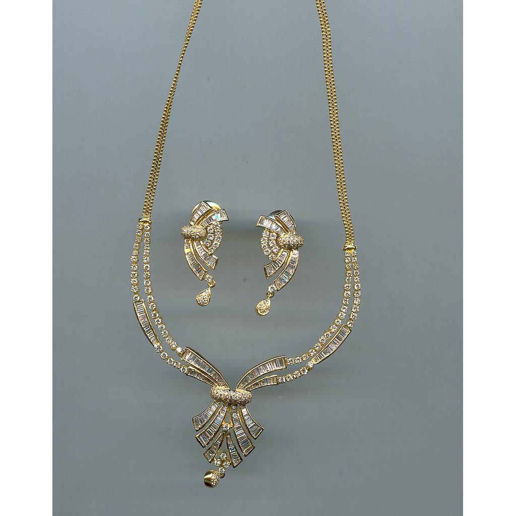 DIAMOND HALF SET LONG FANCY