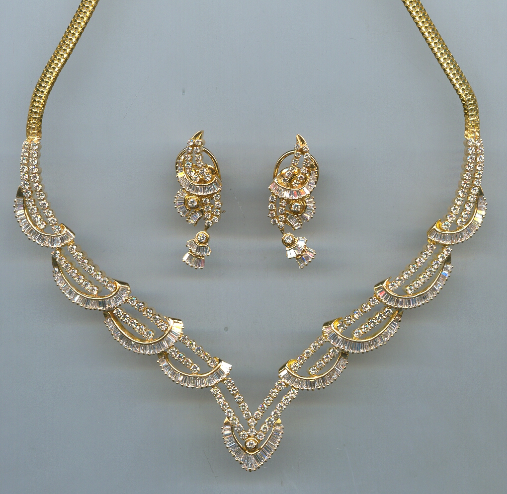 DIAMOND HALF SET LONG FANCY