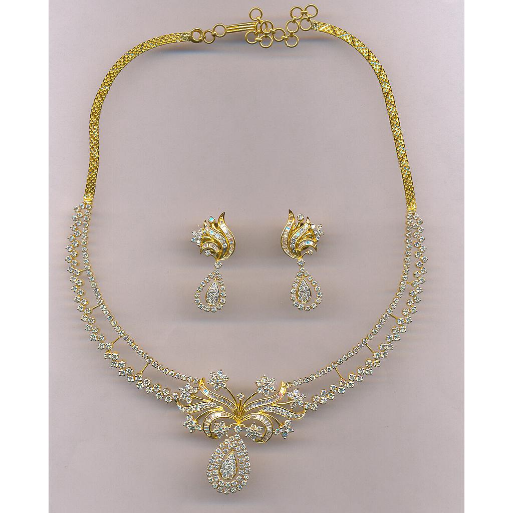 DIAMOND HALF SET LONG FANCY