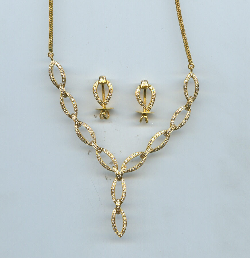 DIAMOND HALF SET LONG FANCY