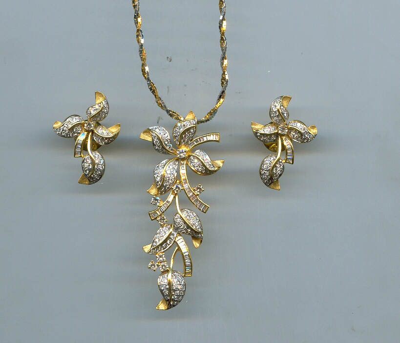 DIAMOND HALF SET LONG FANCY