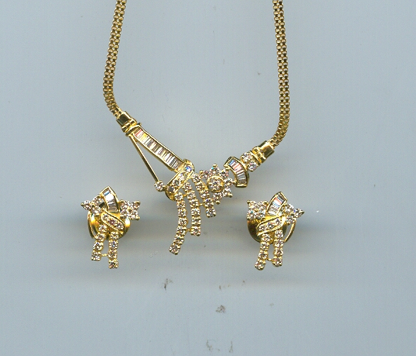 DIAMOND HALF SET LONG FANCY