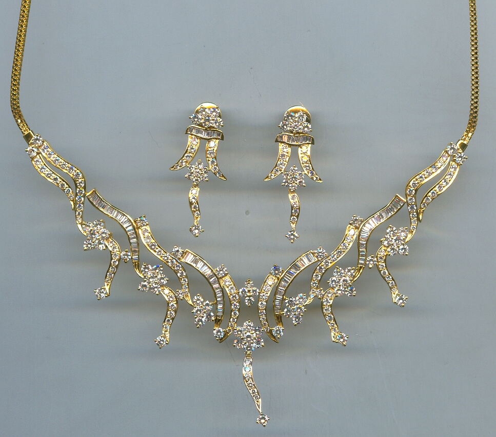 DIAMOND HALF SET LONG FANCY