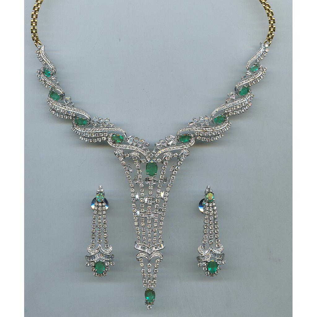 DIAMOND HALF SET LONG FANCY