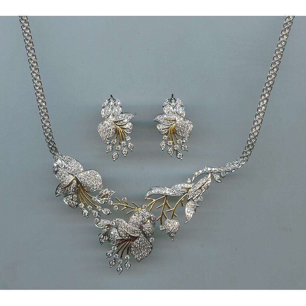 DIAMOND HALF SET LONG FANCY