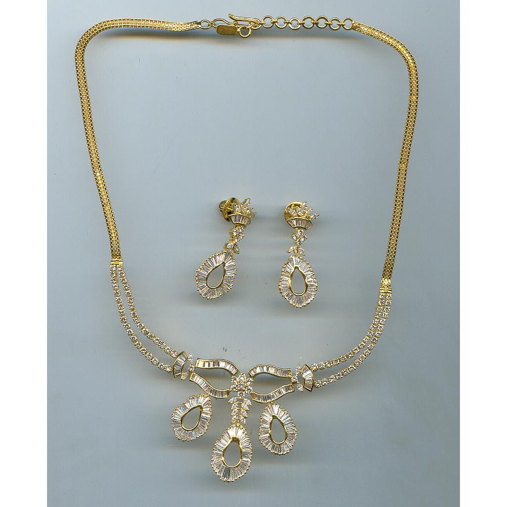 DIAMOND HALF SET LONG FANCY