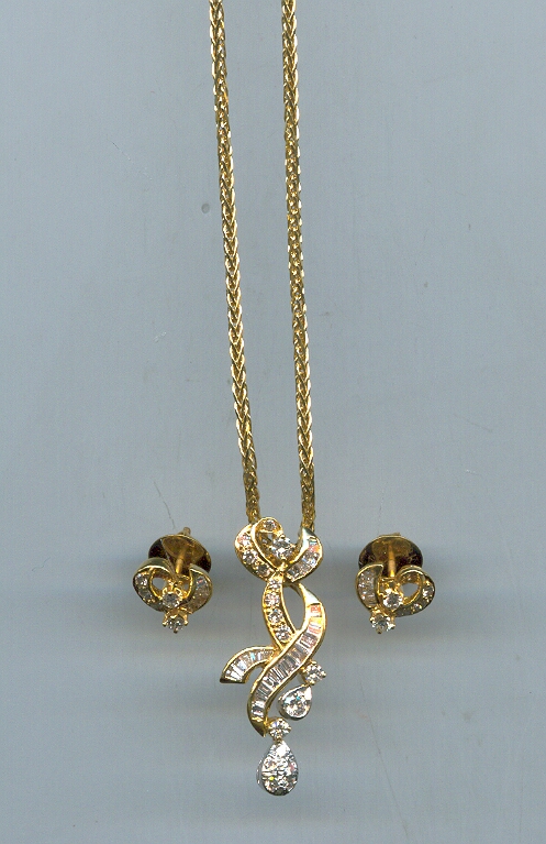 DIAMOND HALF SET LONG FANCY