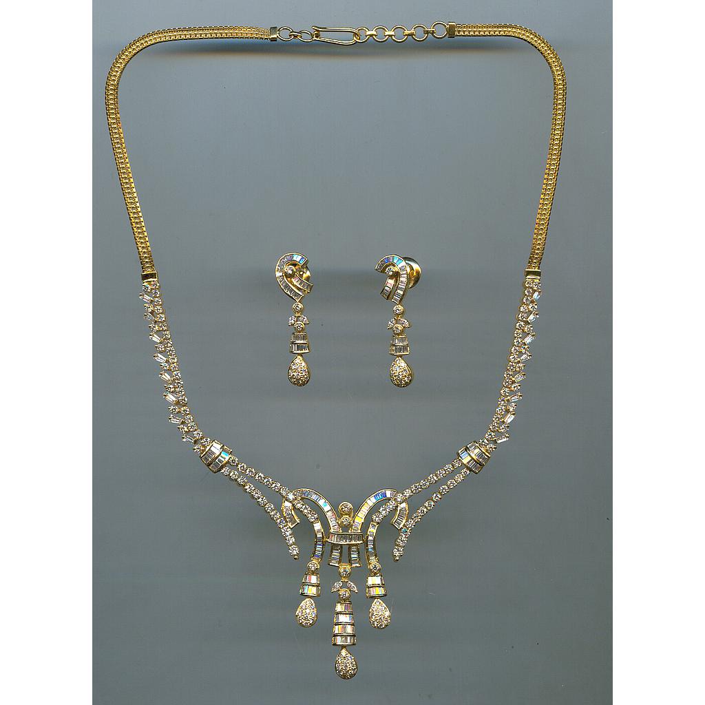 DIAMOND HALF SET LONG FANCY