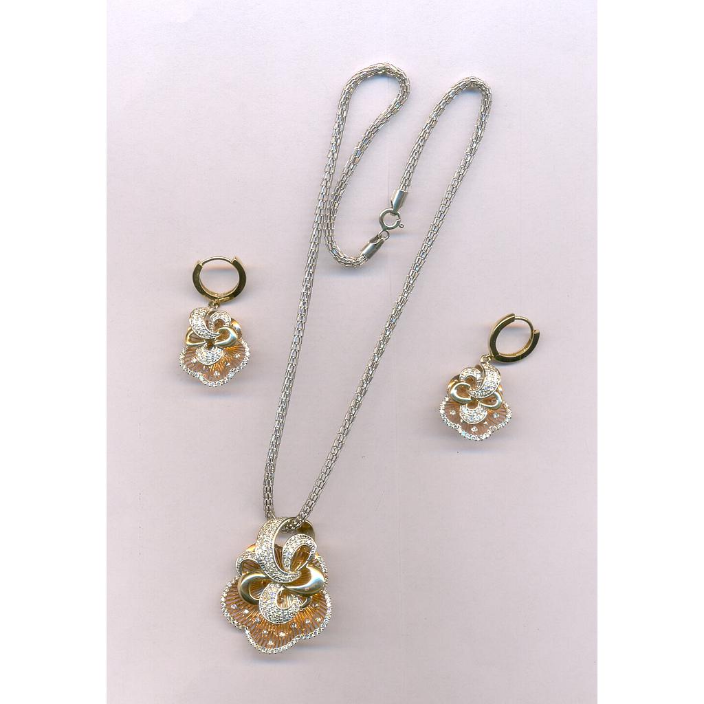 DIAMOND HALF SET PENDENT DESIGNER