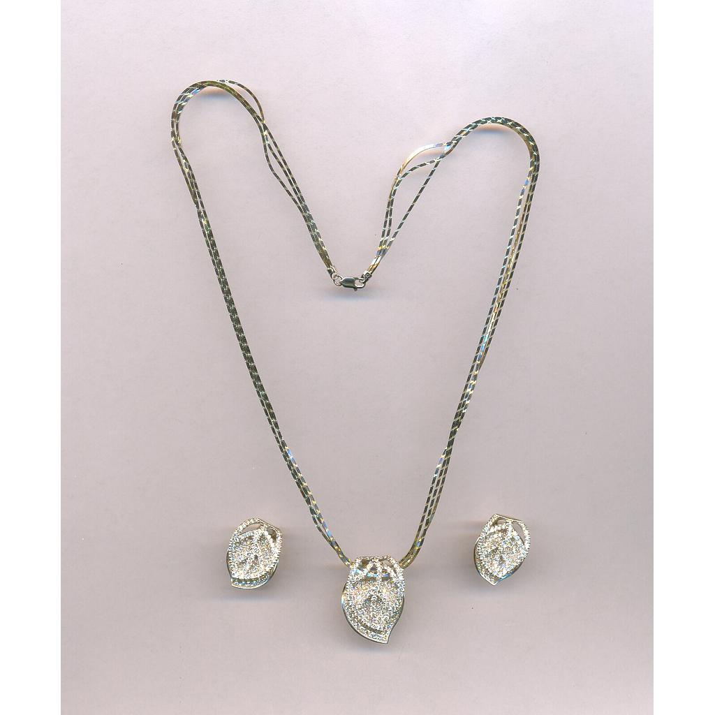 DIAMOND HALF SET PENDENT DESIGNER