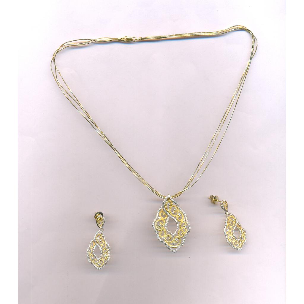 DIAMOND HALF SET PENDENT DESIGNER