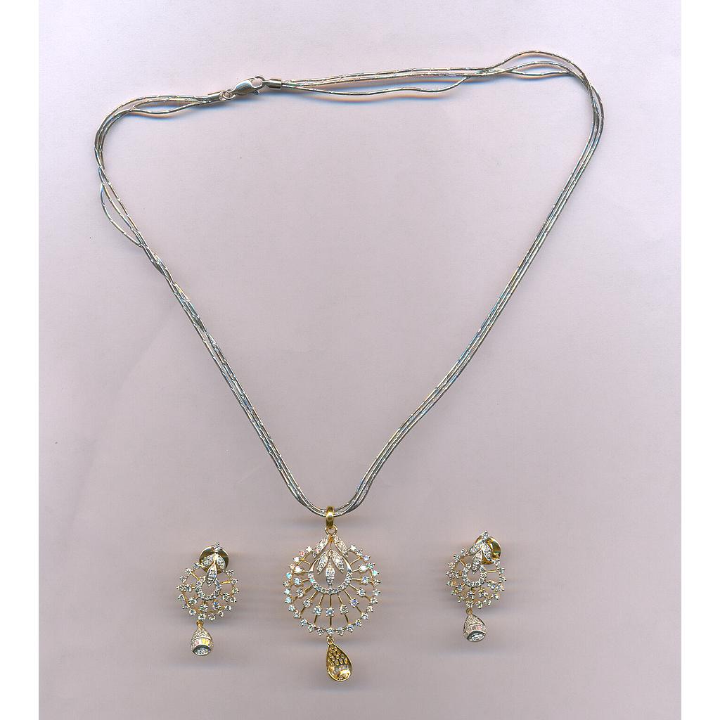 DIAMOND HALF SET PENDENT FANCY