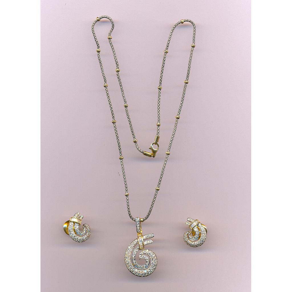 DIAMOND HALF SET PENDENT FANCY