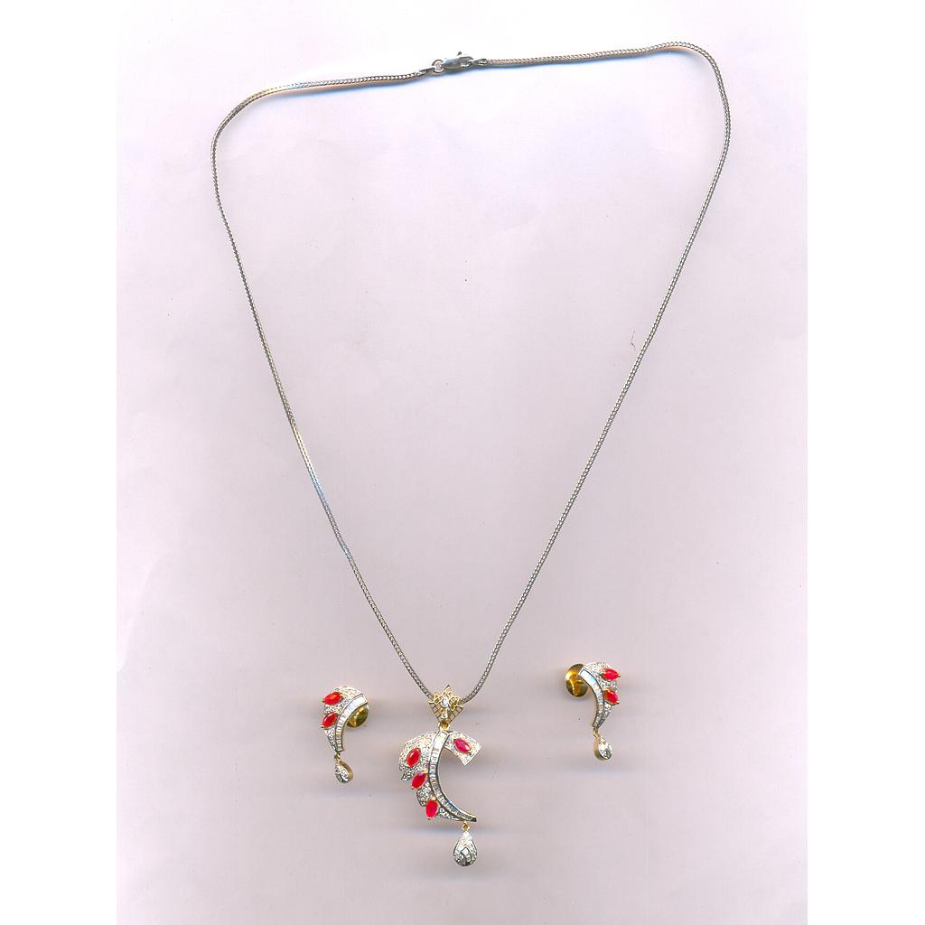 DIAMOND HALF SET PENDENT FANCY