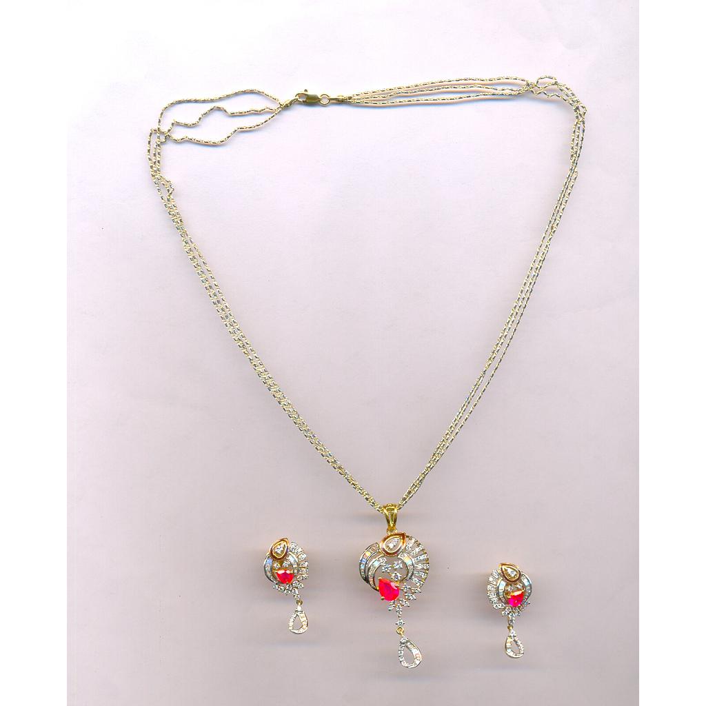 DIAMOND HALF SET PENDENT FANCY