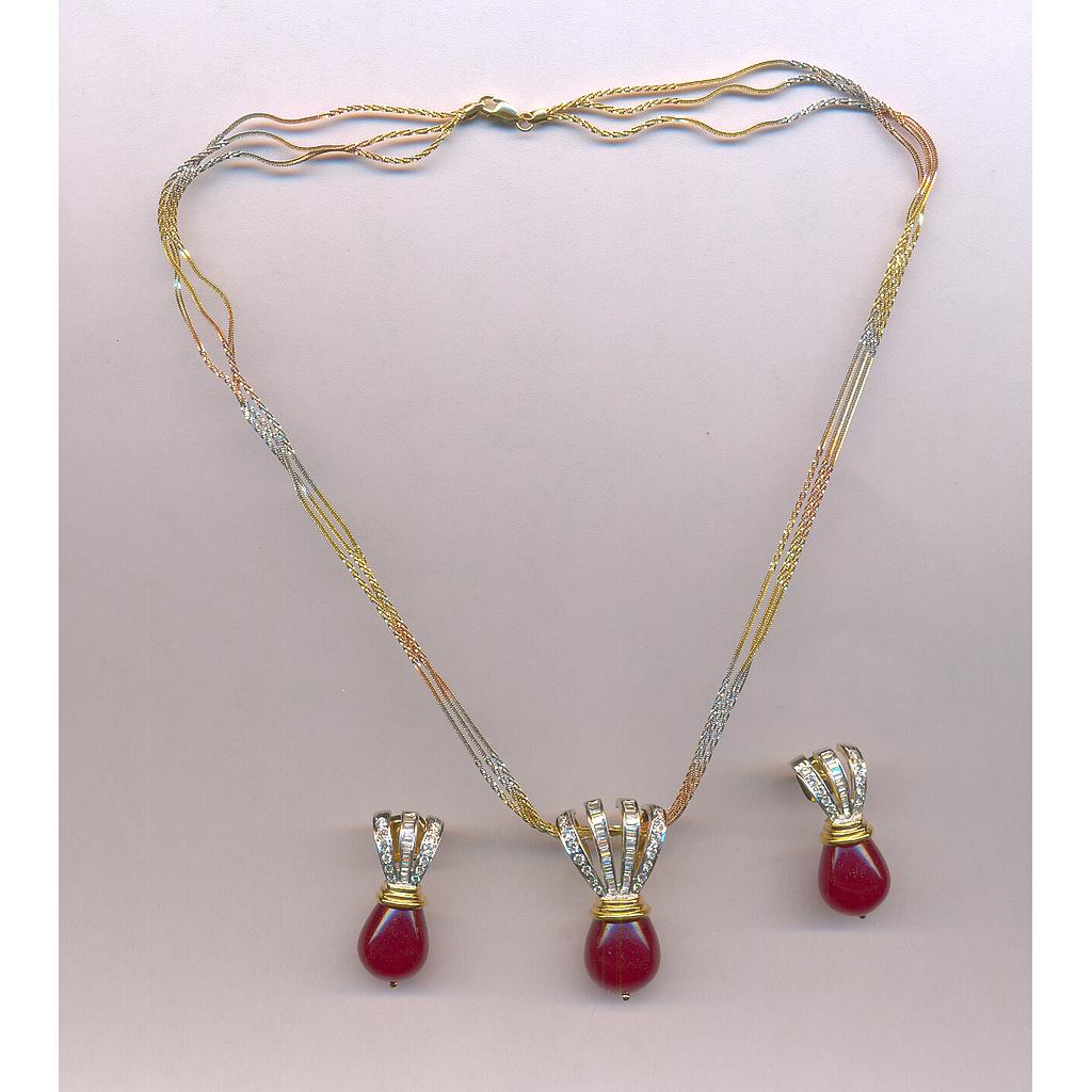 DIAMOND HALF SET PENDENT FANCY
