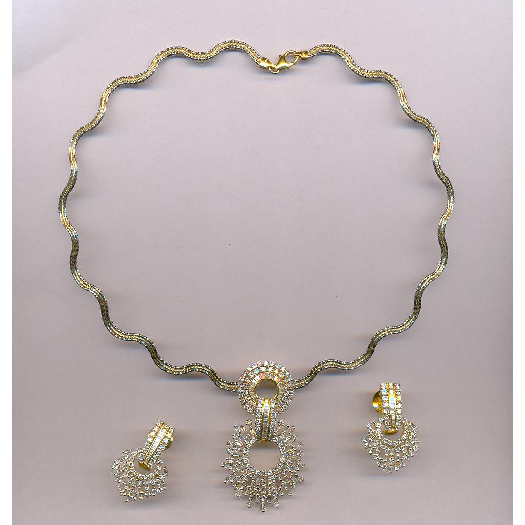 DIAMOND HALF SET PENDENT FANCY