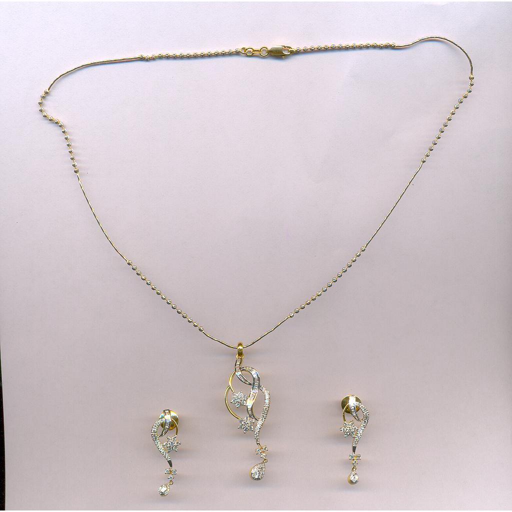 DIAMOND HALF SET PENDENT FANCY