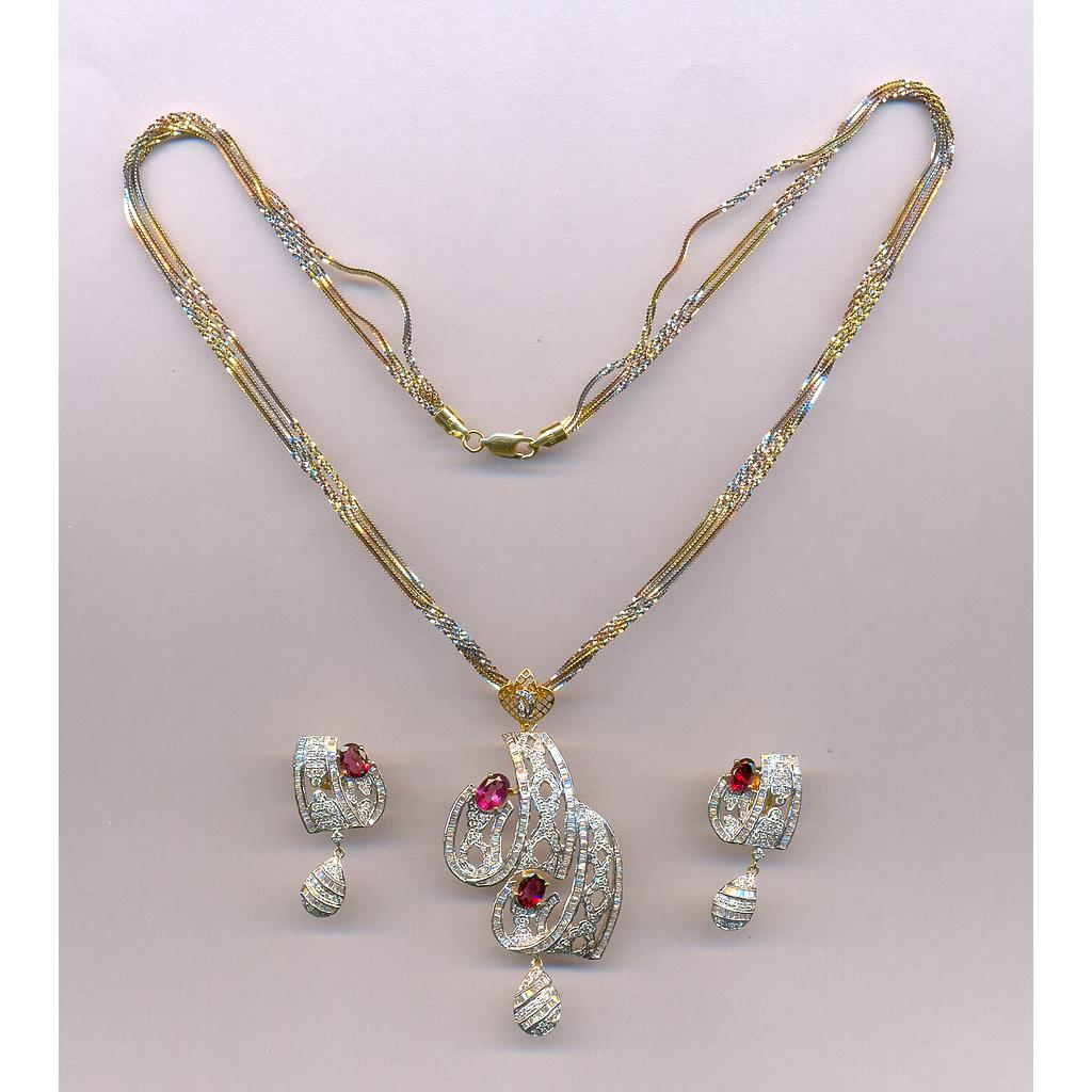 DIAMOND HALF SET PENDENT FANCY