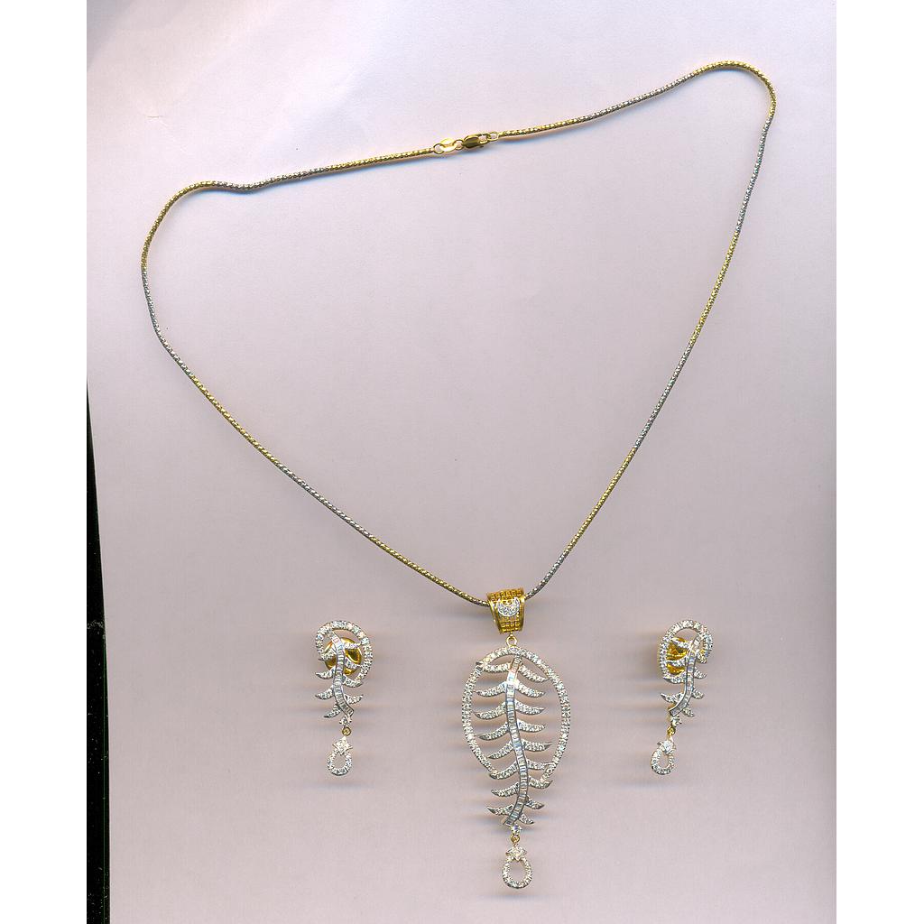DIAMOND HALF SET PENDENT FANCY
