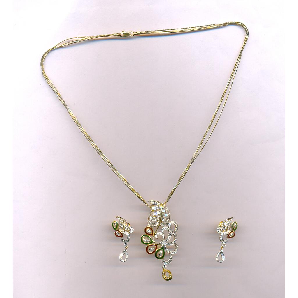 DIAMOND HALF SET PENDENT FANCY
