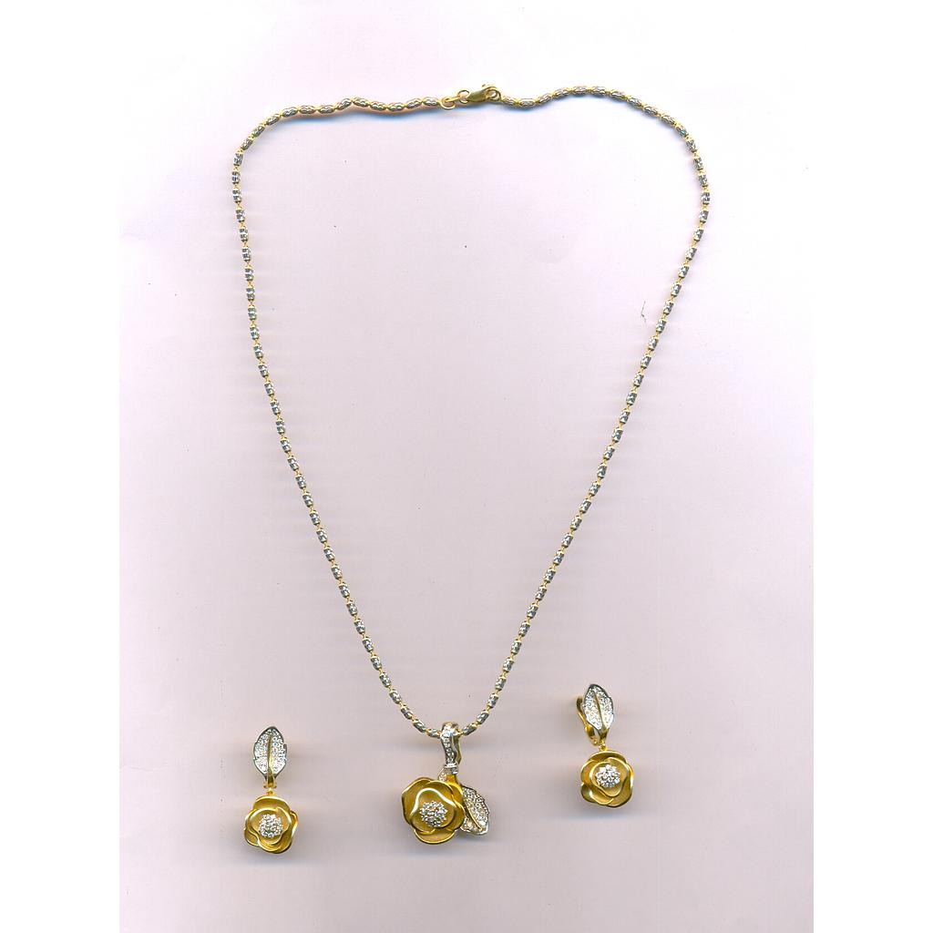 DIAMOND HALF SET PENDENT FANCY